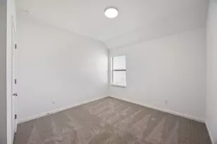 195 Hornet St, Elgin, TX 78621 - Photo 26