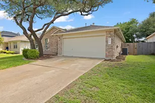 1618 Abbey Ln, Cedar Park, TX 78613 - Photo 2