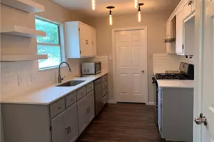 2406 Stirrup Dr, Round Rock, TX 78681 - Photo 6