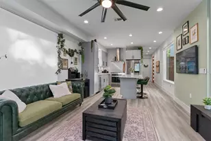 2703 E 3rd St, Austin, TX 78702 - Photo 12