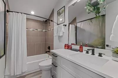 2703 E 3rd Street #2, Austin, TX 78702 - Photo 18