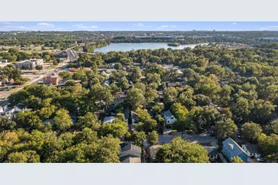 2703 E 3rd Street #2, Austin, TX 78702 - Photo 4