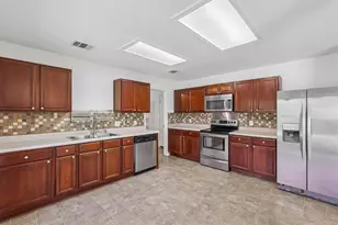 7658 Marble Ridge Dr, Austin, TX 78747 - Photo 14