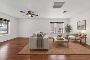7658 Marble Ridge Dr, Austin, TX 78747 - Photo 2
