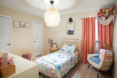 7007 Stonleigh Place, Austin, TX 78744 - Photo 10