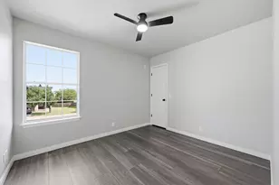 1504 Waterfall Ave, Leander, TX 78641 - Photo 16