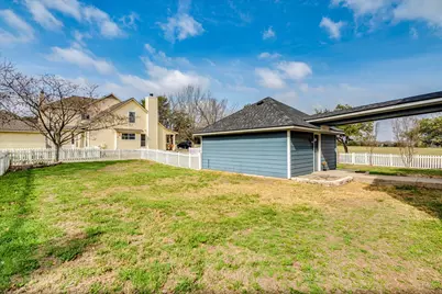 1077 Fairway, Kyle, TX 78640 - Photo 32