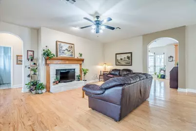 1077 Fairway, Kyle, TX 78640 - Photo 10