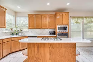 1077 Fairway, Kyle, TX 78640 - Photo 16