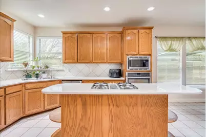 1077 Fairway, Kyle, TX 78640 - Photo 14