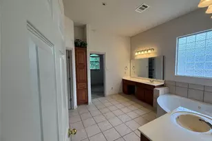 101 Quarterhorse Ct, Liberty Hill, TX 78642 - Photo 18