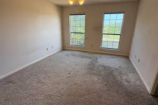 101 Quarterhorse Ct, Liberty Hill, TX 78642 - Photo 32