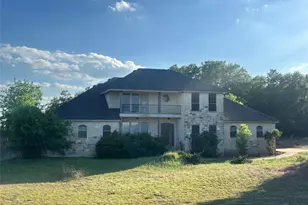 101 Quarterhorse Ct, Liberty Hill, TX 78642 - Photo 1
