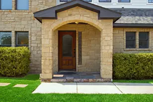 6708 Notre Dame Dr, Austin, TX 78723 - Photo 4