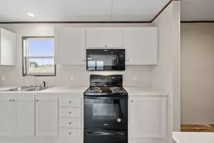 550 Conchas St, Kyle, TX 78640 - Photo 12