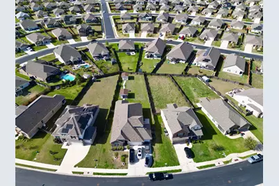 309 Baxendale Street, Hutto, TX 78634 - Photo 32