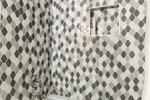 6307 Thurgood Ave, Austin, TX 78721 - Photo 12