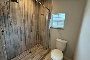 1402 Mardell St, San Antonio, TX 78201 - Photo 8