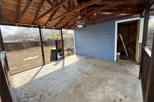 1402 Mardell St, San Antonio, TX 78201 - Photo 16