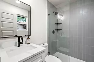 2107 Cindy Ln, Austin, TX 78727 - Photo 22