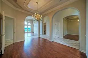 8703 Bluegrass Dr, Austin, TX 78759 - Photo 10