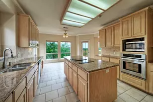 8703 Bluegrass Dr, Austin, TX 78759 - Photo 20