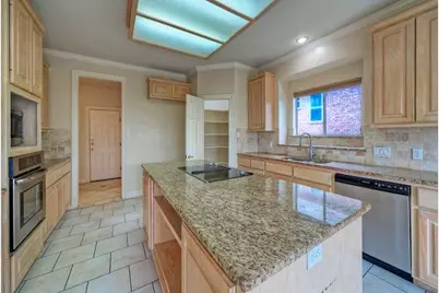 8703 Bluegrass Drive, Austin, TX 78759 - Photo 22