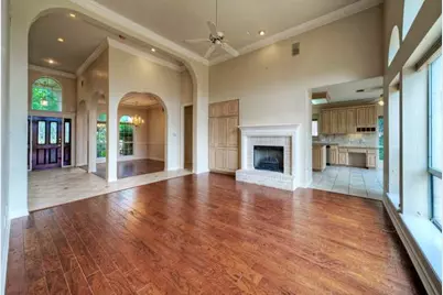 8703 Bluegrass Drive, Austin, TX 78759 - Photo 14