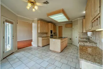 8703 Bluegrass Drive, Austin, TX 78759 - Photo 18