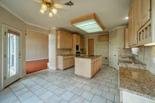 8703 Bluegrass Dr, Austin, TX 78759 - Photo 18