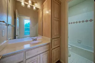 8703 Bluegrass Dr, Austin, TX 78759 - Photo 36