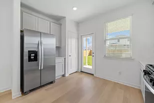 608 Rubber Tree Wy, Buda, TX 78610 - Photo 4