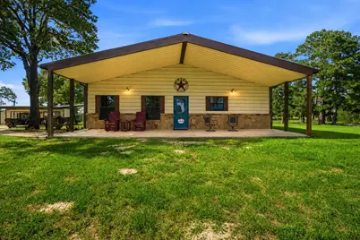 318 Grey Wolf Lane, Bastrop, TX 78602 - Photo 4