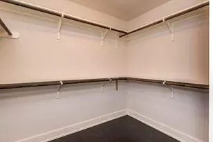 1182 Ridgeway Dr, Austin, TX 78702 - Photo 20