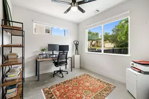 1182 Ridgeway Dr, Austin, TX 78702 - Photo 6