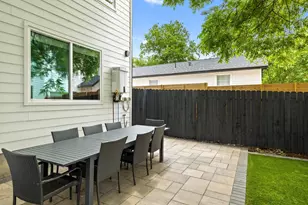 1182 Ridgeway Dr, Austin, TX 78702 - Photo 34