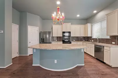 2105 Town Centre Drive #13, Round Rock, TX 78664 - Photo 8