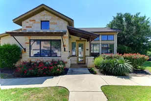 2105 Town Centre Dr, Round Rock, TX 78664 - Photo 34