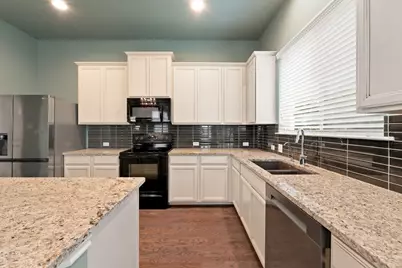 2105 Town Centre Drive #13, Round Rock, TX 78664 - Photo 10