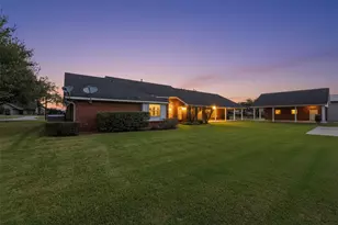 714 Louisiana Ave, Shiner, TX 77984 - Photo 6