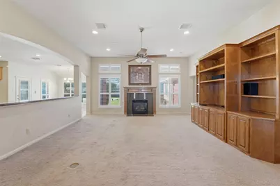 714 Louisiana Avenue, Shiner, TX 77984 - Photo 10