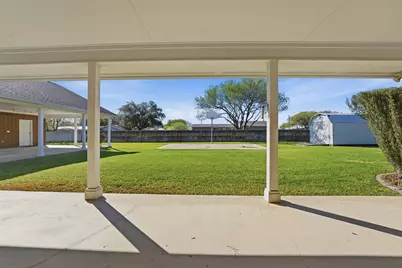 714 Louisiana Avenue, Shiner, TX 77984 - Photo 32