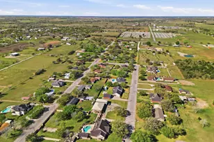 714 Louisiana Ave, Shiner, TX 77984 - Photo 36