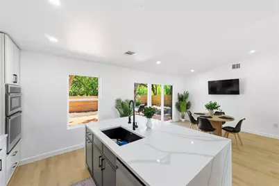 8411 Rockwood Lane, Austin, TX 78757 - Photo 12