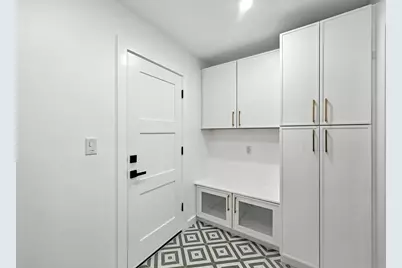 8411 Rockwood Lane, Austin, TX 78757 - Photo 24