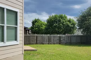 1004 Apollo Cir, Round Rock, TX 78664 - Photo 10