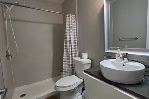 11815 Lochridge Dr, Austin, TX 78758 - Photo 12