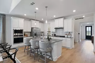 124 Hadleigh Dr, Hutto, TX 78634 - Photo 4