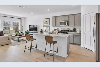 338 San Juan Trail, Bastrop, TX 78602 - Photo 2