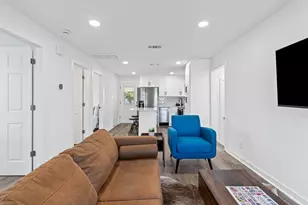 901 N Church St, Georgetown, TX 78626 - Photo 2